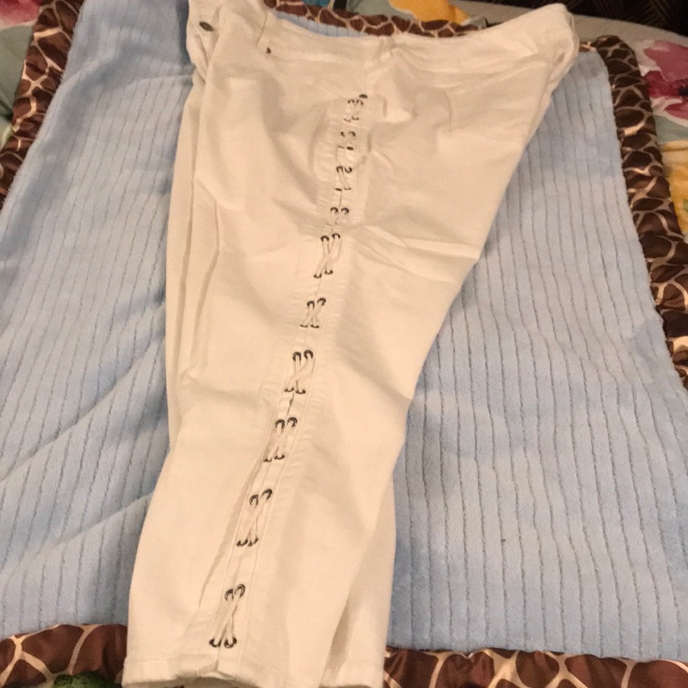 Jegging jeans.